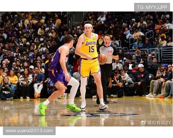 湖人对阵太阳首发阵容解析詹姆斯复出对位狄龙艾顿迎战马威